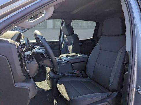 New 2026 GMC Sierra 1500 SLE w/ Preferred Package RWD image 5