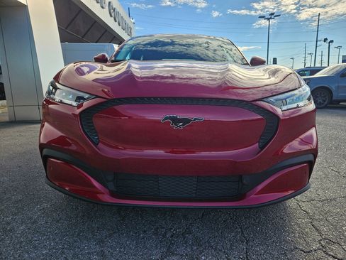 Used 2021 Ford Mustang Mach-E Select image 9