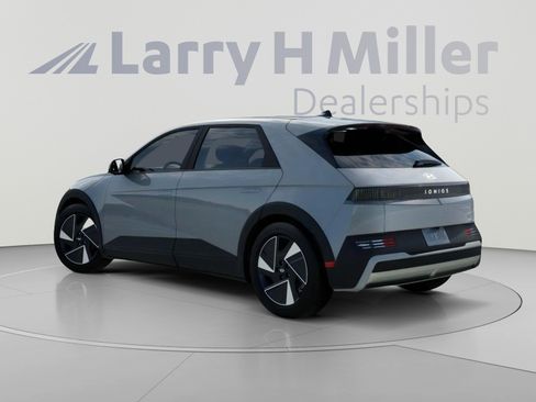 New 2026 Hyundai Ioniq 5 SE RWD image 5