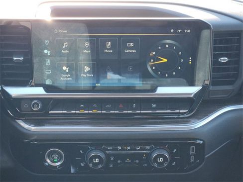 Used 2022 Chevrolet Silverado 1500 LT w/ Protection Package image 11