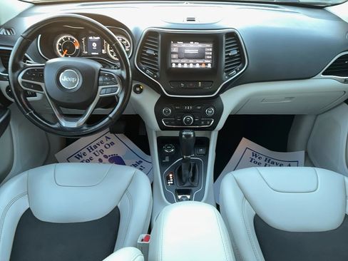 Used 2021 Jeep Cherokee Latitude Plus w/ Security Package image 14