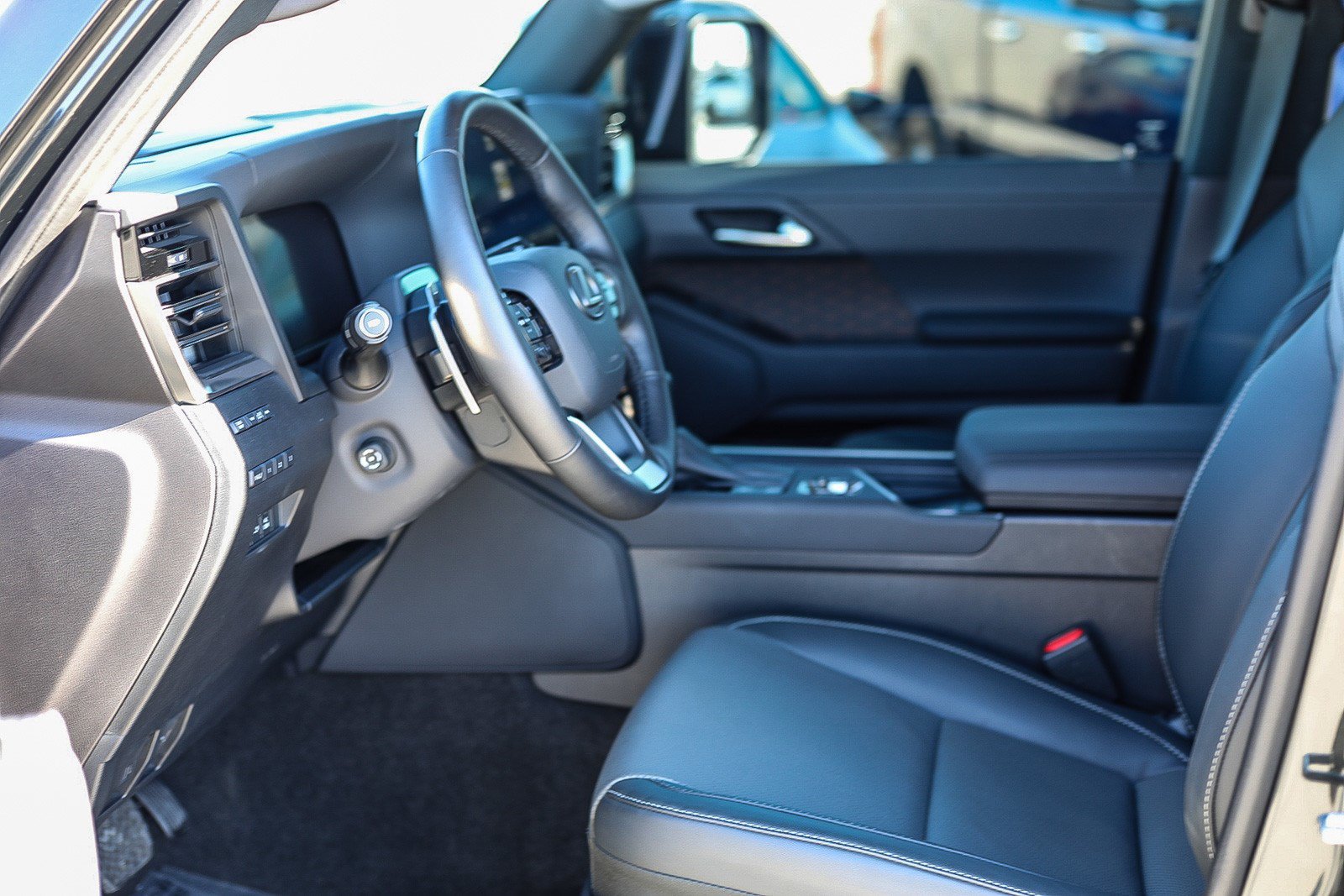 Used 2025 Lexus GX 550 w/ Cold Area Package AWD/4WD image 17