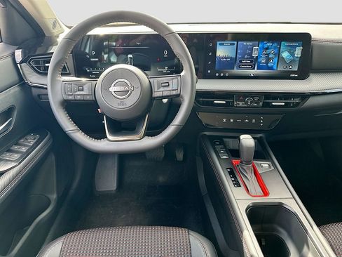 New 2026 Nissan Kicks SR image 21