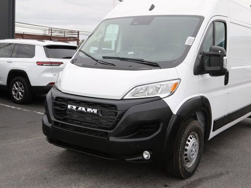 New 2024 RAM ProMaster 2500 w/ Premium Convenience Group image 30