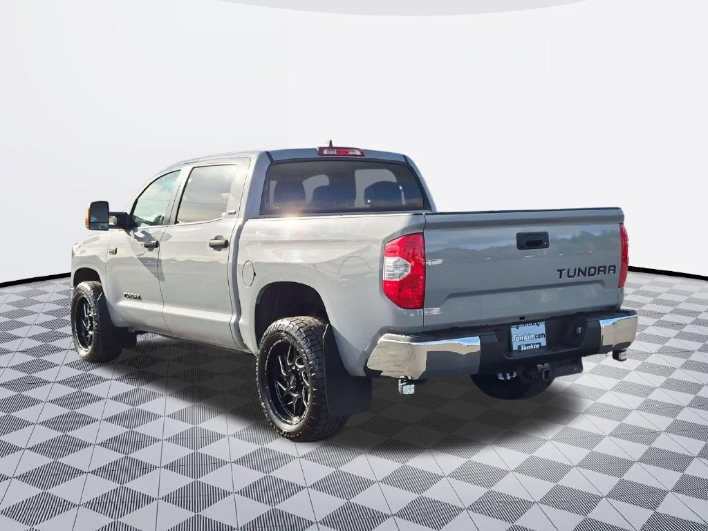 Used 2020 Toyota Tundra SR5 w/ TRD Off-Road Package AWD/4WD image 4