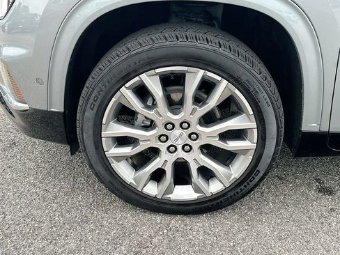 Used 2024 GMC Acadia Denali w/ Super Cruise Package FWD image 24
