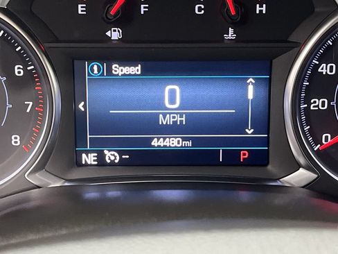 Certified 2023 GMC Acadia SLE w/ Driver Convenience Package AWD/4WD image 15