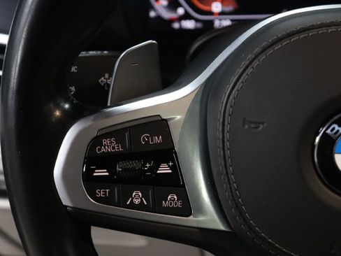 Used 2020 BMW X7 M50i w/ Dynamic Handling Package image 29