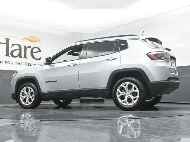 Used 2024 Jeep Compass Latitude AWD/4WD image 59