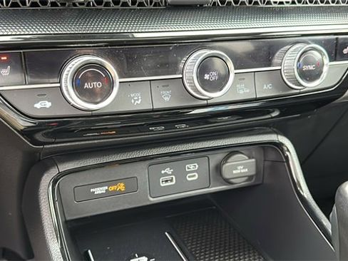 Used 2024 Honda CR-V EX-L image 18