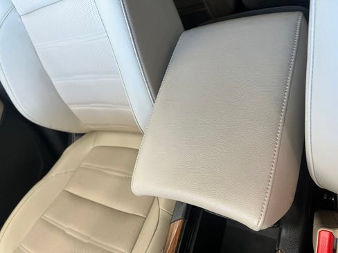 Used 2021 Honda CR-V Touring image 25
