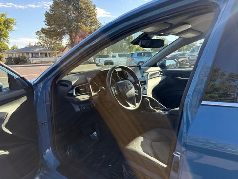 Used 2024 Toyota Camry XSE FWD image 10