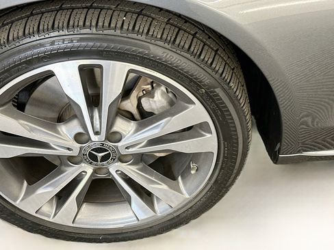 Used 2021 Mercedes-Benz C 300 4MATIC Sedan image 37
