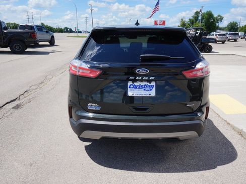 Used 2023 Ford Edge SEL w/ Convenience Package AWD/4WD image 4