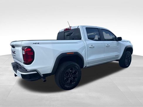 Used 2024 GMC Canyon Elevation w/ Elevation Premium Package AWD/4WD image 6