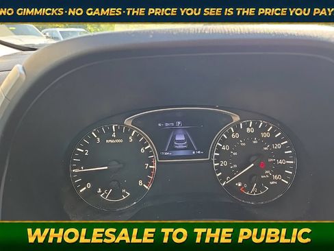 Used 2017 Nissan Pathfinder S AWD/4WD image 18