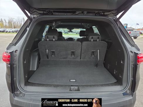 Used 2023 Chevrolet Traverse LT w/ Midnight/Sport Edition AWD/4WD image 25