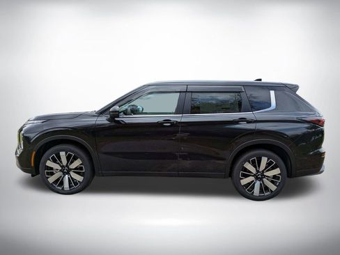 New 2026 Mitsubishi Outlander SE image 7