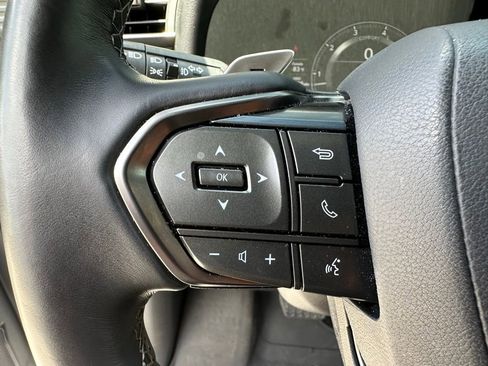 Used 2024 Lexus LX 600 4WD w/ Appearance Package image 21