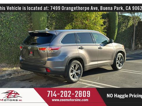Used 2016 Toyota Highlander XLE AWD/4WD image 7