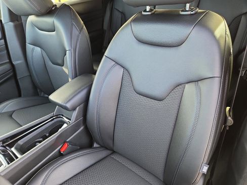 New 2026 Jeep Compass Latitude image 16