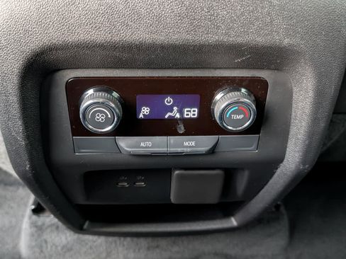 Certified 2024 Chevrolet Traverse LT image 14