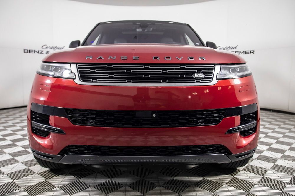 Used 2023 Land Rover Range Rover Sport SE AWD/4WD image 5