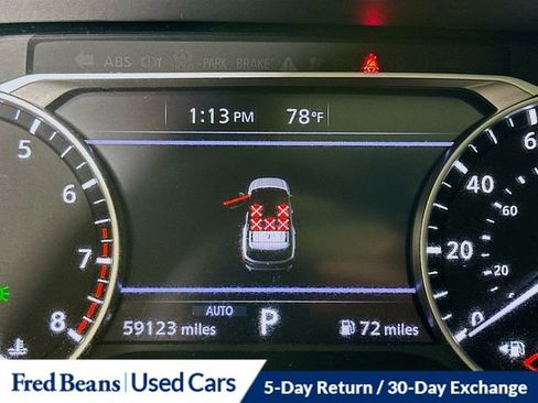 Used 2022 Nissan Pathfinder SV w/ SV Premium Package AWD/4WD image 18