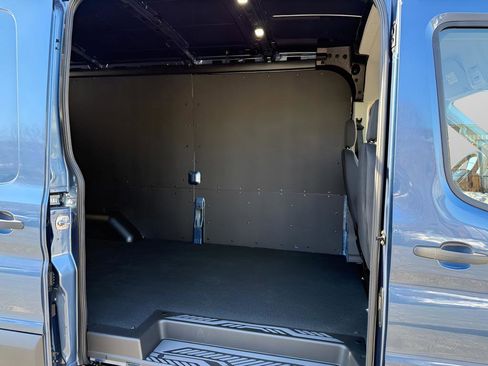 New 2026 Ford Transit 250 148 Medium Roof w/ Load Area Protection Package RWD image 7