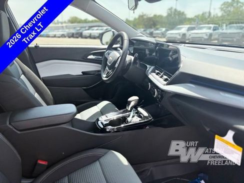 New 2026 Chevrolet Trax LT w/ Driver Confidence Package FWD image 22