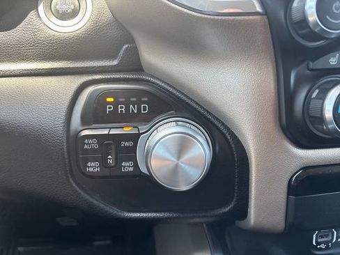 Used 2022 RAM 1500 Laramie AWD/4WD image 17