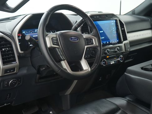 Used 2022 Ford F350 Lariat w/ Chrome Package image 23