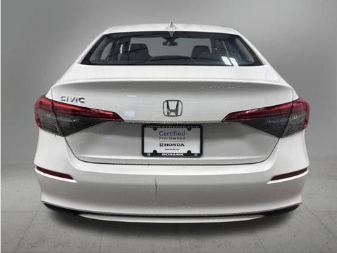 Certified 2024 Honda Civic LX image 5