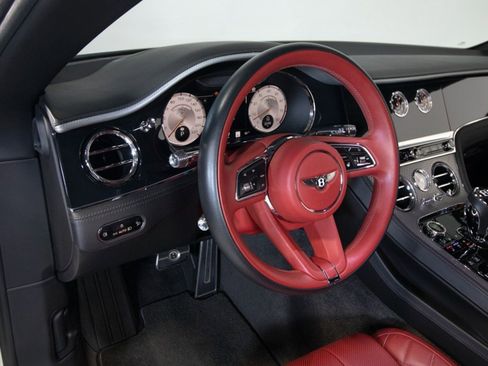 Used 2021 Bentley Continental GT Mulliner image 22