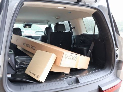 New 2026 Hyundai Santa Fe SEL image 16