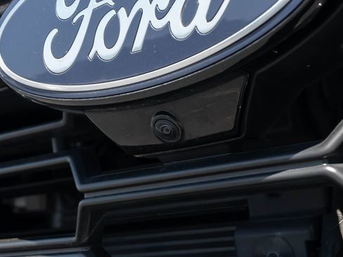 Used 2025 Ford Expedition Active RWD image 4