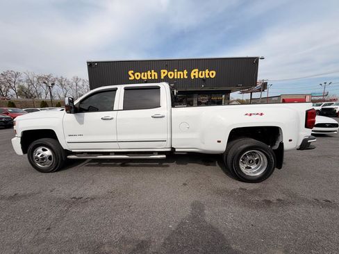 Used 2017 Chevrolet Silverado 3500 LT w/ LT Convenience Package image 8