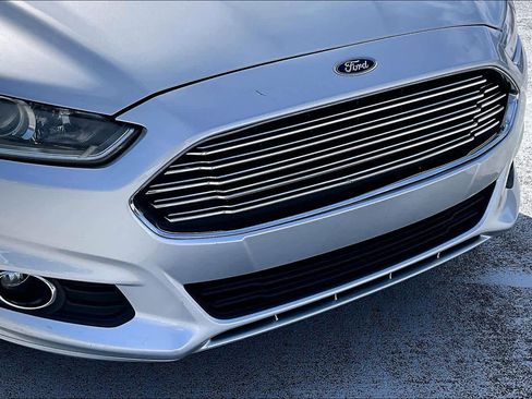 Used 2016 Ford Fusion SE w/ Equipment Group 202A image 29