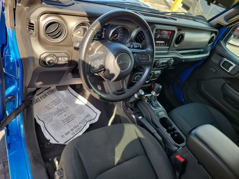 Used 2021 Jeep Wrangler Unlimited Sport AWD/4WD image 12