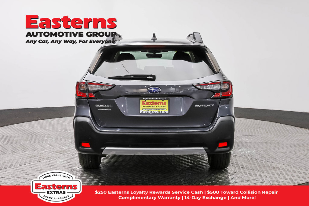 Used 2023 Subaru Outback Limited AWD/4WD image 7