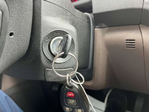 Used 2014 GMC Acadia SLT image 37