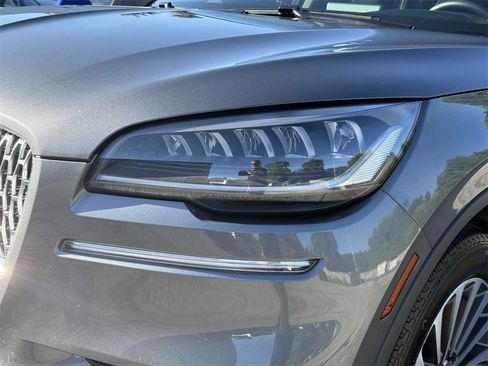 Used 2024 Lincoln Aviator Reserve w/ Elements Package Plus image 9