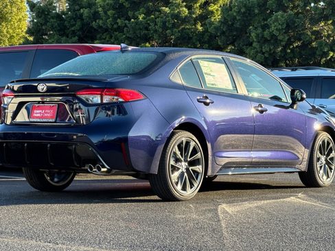 New 2026 Toyota Corolla SE image 3