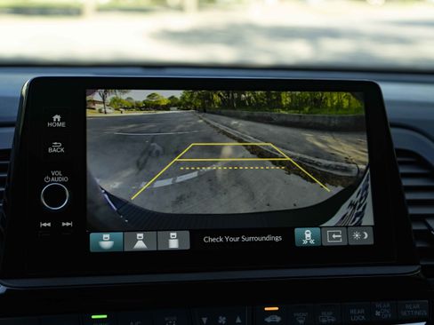 Used 2026 Honda Odyssey Elite image 31