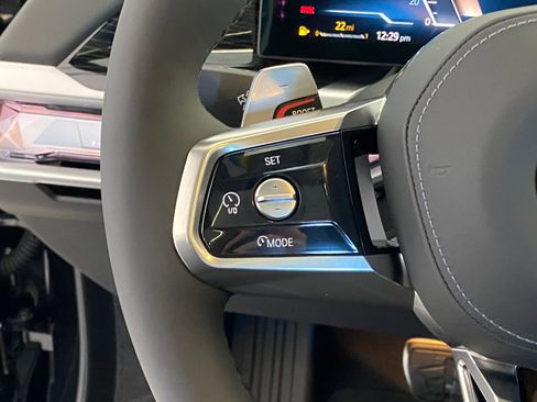 New 2026 BMW 740i xDrive image 17