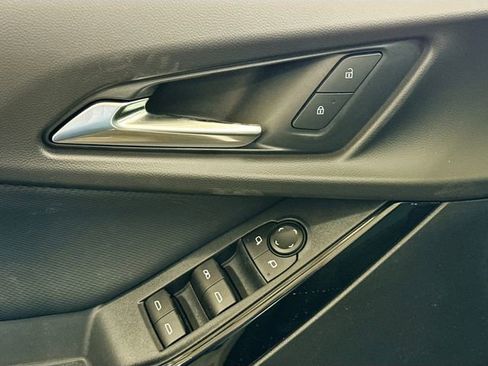 New 2026 Chevrolet Equinox LT w/ Convenience Package II image 19