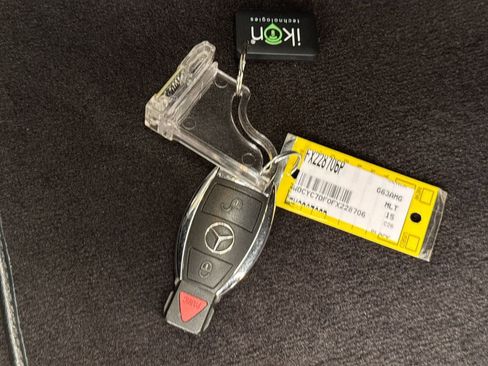 Used 2015 Mercedes-Benz G 63 AMG 4MATIC image 37