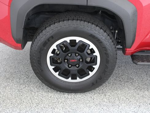 Used 2025 Toyota 4Runner TRD Off-Road Premium w/ Tow Technology Package AWD/4WD image 6