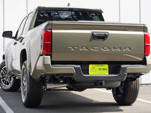 Used 2026 Toyota Tacoma TRD Sport RWD image 6
