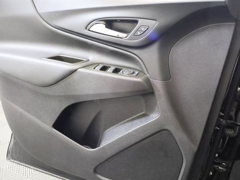 Used 2024 Chevrolet Equinox LT image 33